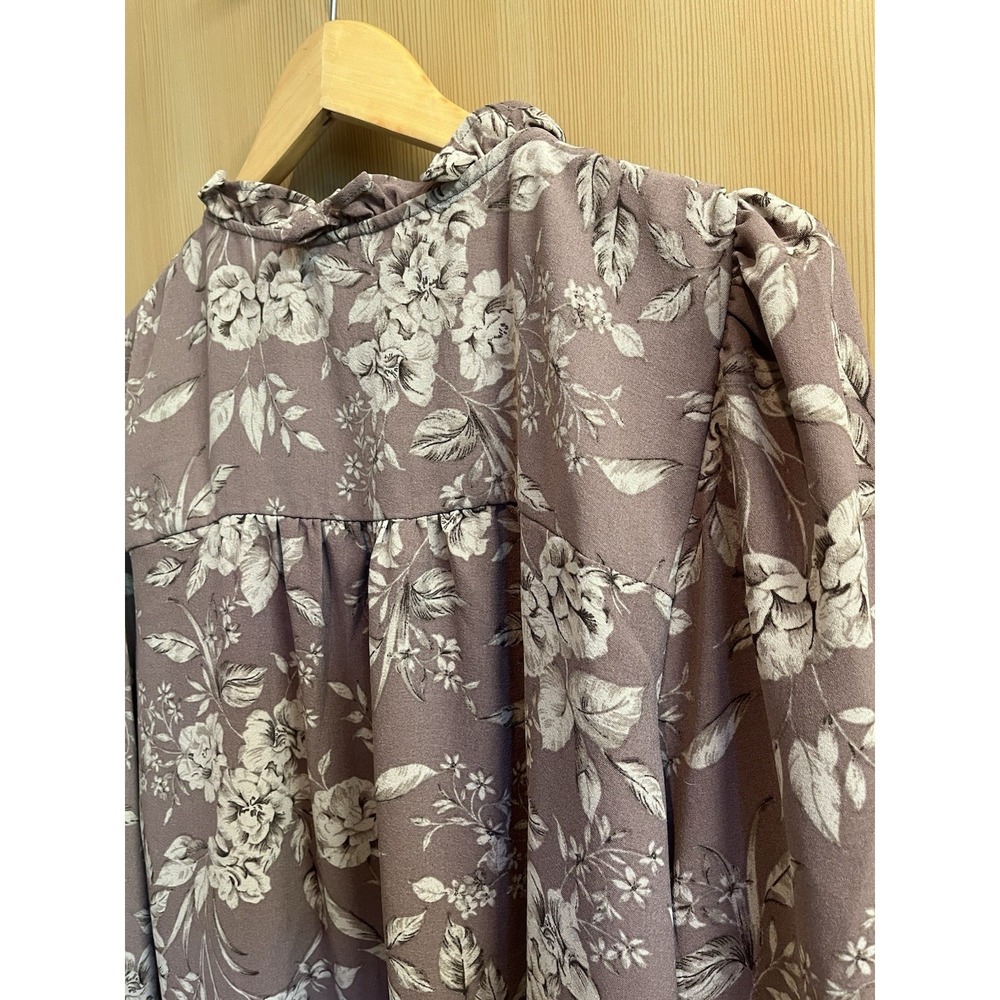 Torrid Peasant Sleeve Pintuck Blouse in Chic Floral Deep Taupe Women's Size 2 - Picture 11 of 13
